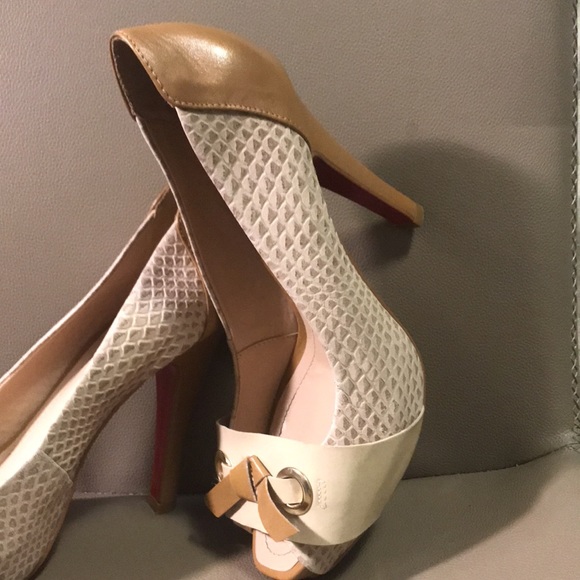 Never worn Bruno Menegatti heels, size 9 - Picture 6 of 6